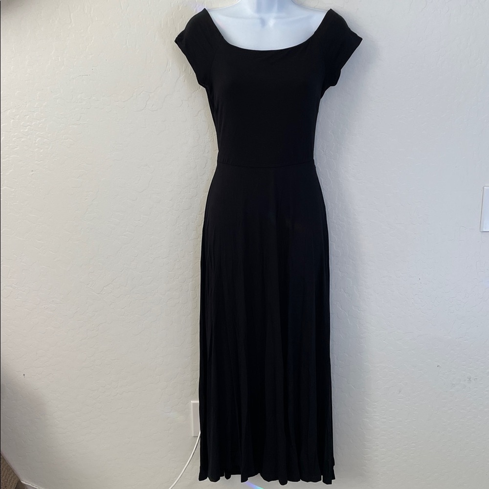 Black knit crisscross back dress